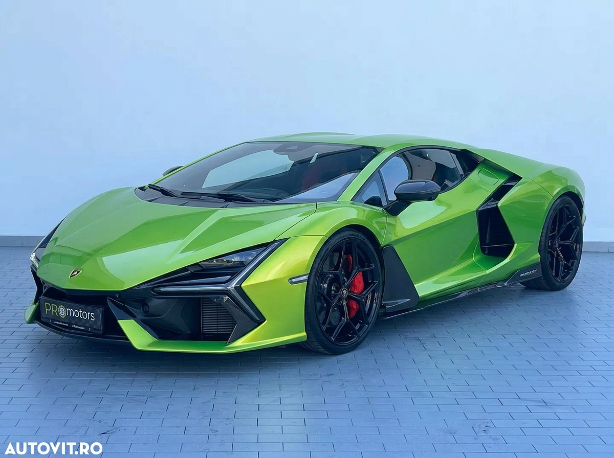 Lamborghini Revuelto