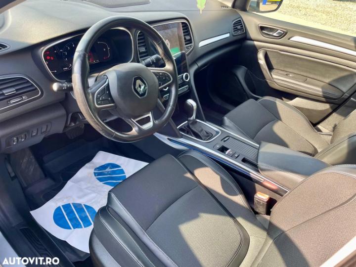 Renault Megane 10