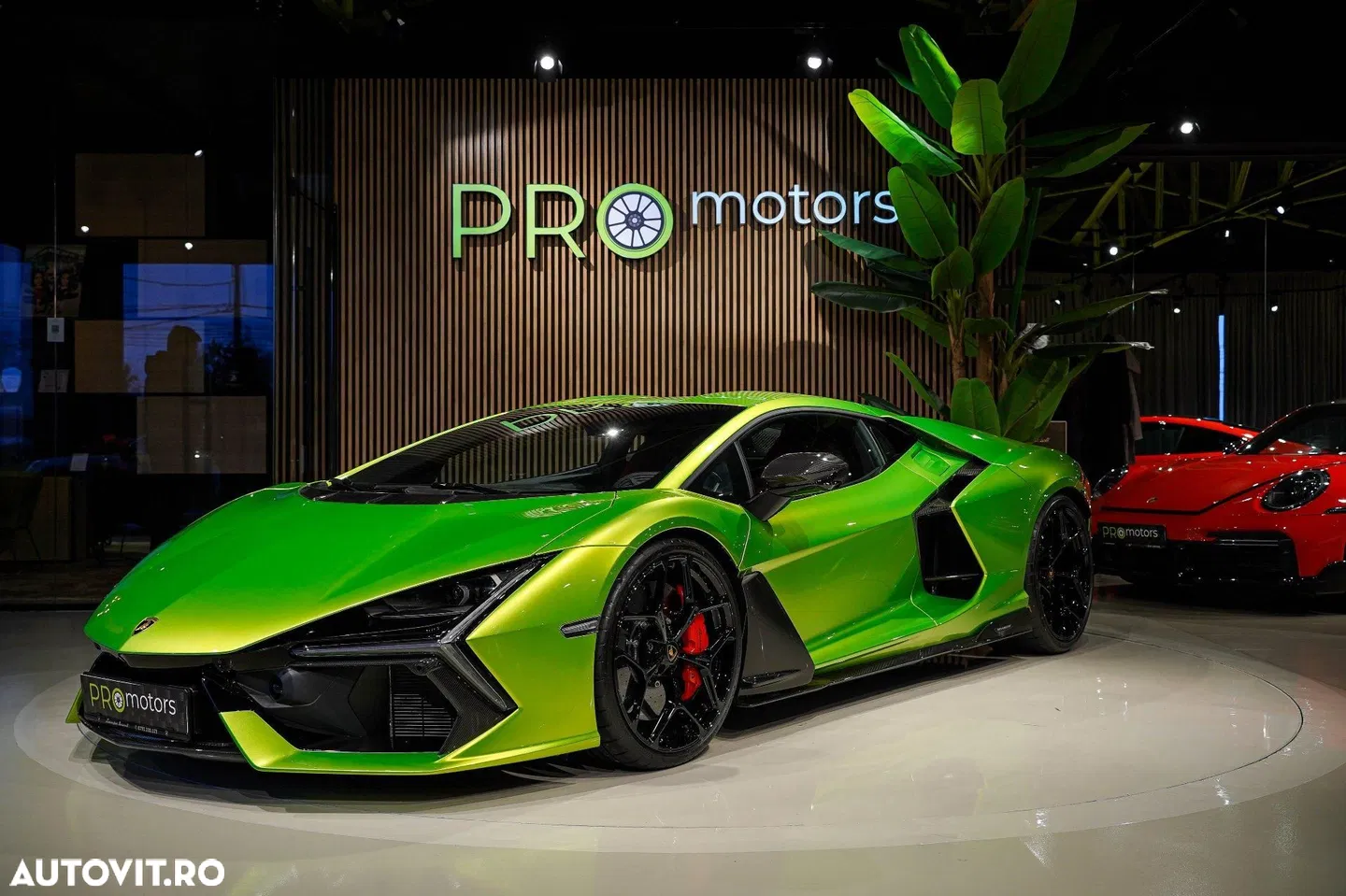 Lamborghini Revuelto 2