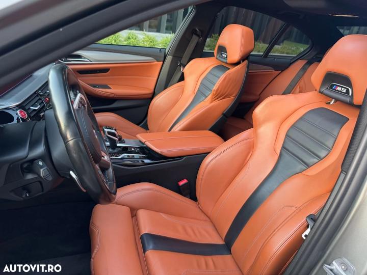 BMW M5 9