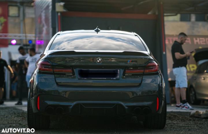 BMW M5 7